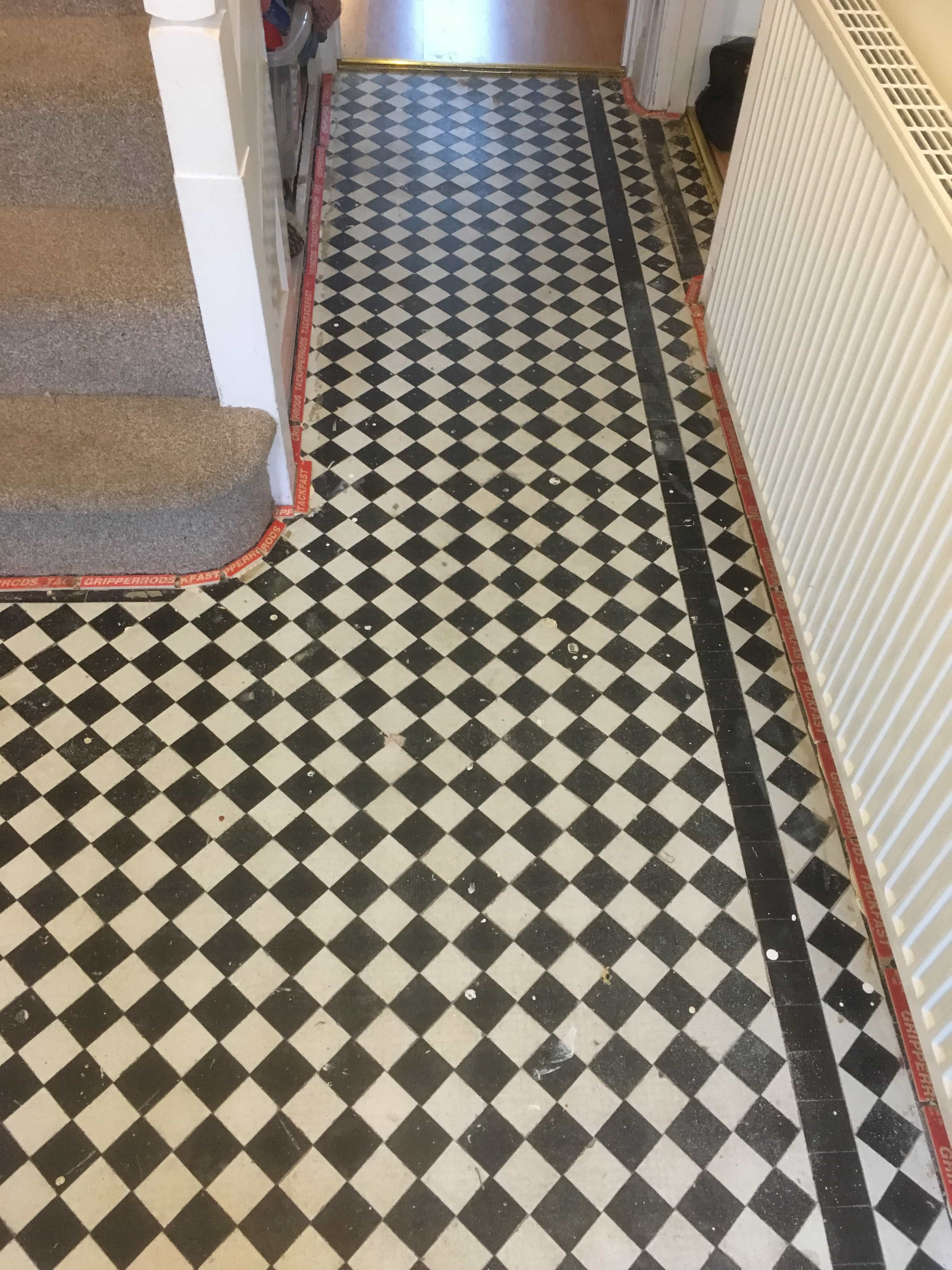 Chequered Victorian tiled hallway Floor Oxford Before Restoration